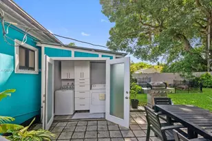 2434 Lincoln St, Hollywood, FL 33020 - Photo 32