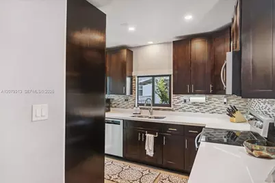 2434 Lincoln St, Hollywood, FL 33020 - Photo 14
