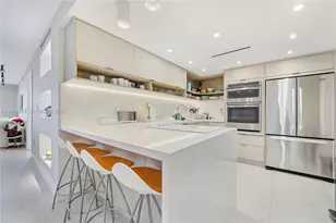 210 Sea View Dr, Key Biscayne, FL 33149 - Photo 6