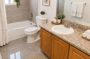 10820 SW 200th Dr, Cutler Bay, FL 33157 - Photo 8