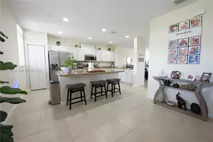 27533 SW 139th Passage, Homestead, FL 33032 - Photo 4