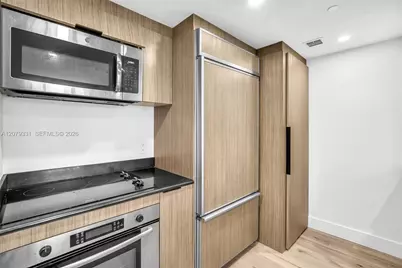 [Address not provided], Miami, FL 33132 - Photo 12