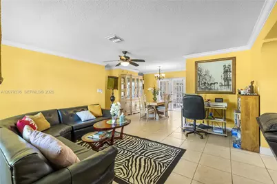 311 SW 70th Ter, Pembroke Pines, FL 33023 - Photo 16