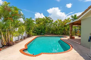 13706 SW 14th St, Miami, FL 33184 - Photo 20