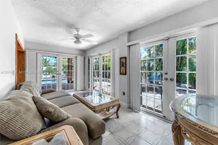 13706 SW 14th St, Miami, FL 33184 - Photo 12