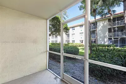 450 S Park Rd #5-105, Hollywood, FL 33021 - Photo 14