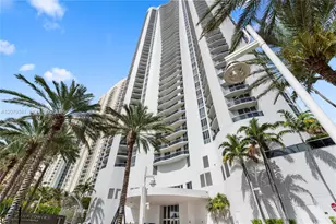 16001 Collins Ave, Sunny Isles Beach, FL 33160 - Photo 2