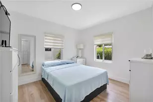 944 NW 47th St, Miami, FL 33127 - Photo 12