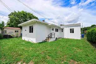 944 NW 47th St, Miami, FL 33127 - Photo 22