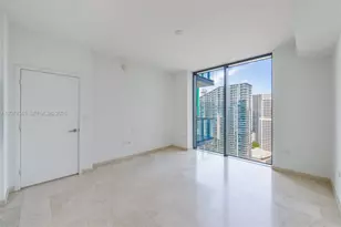 88 SW 7th St, Miami, FL 33130 - Photo 14