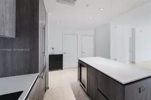 88 SW 7th St, Miami, FL 33130 - Photo 10
