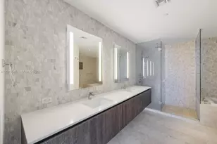 88 SW 7th St, Miami, FL 33130 - Photo 18