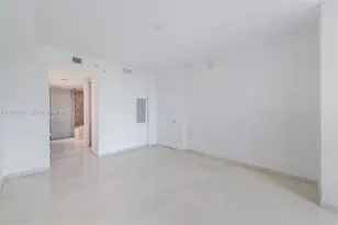 88 SW 7th St, Miami, FL 33130 - Photo 16