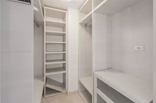 88 SW 7th St, Miami, FL 33130 - Photo 20