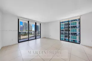 31 SE 6th St, Miami, FL 33131 - Photo 26