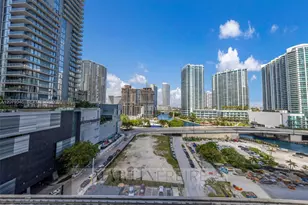 31 SE 6th St, Miami, FL 33131 - Photo 18