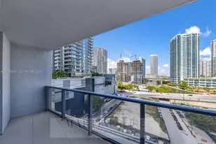 31 SE 6th St, Miami, FL 33131 - Photo 16