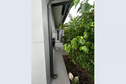 4939 SW 143rd Ave, Miami, FL 33175 - Photo 6