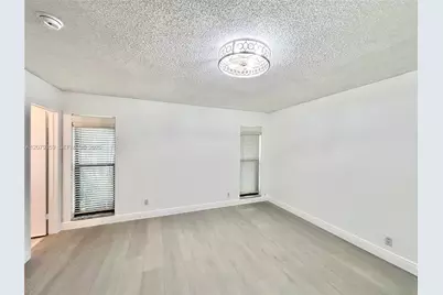 2377 SW 16 Dr, Deerfield Beach, FL 33442 - Photo 4