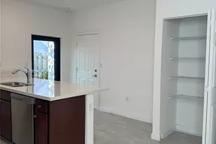 1602 SW 28th Ct, Fort Lauderdale, FL 33315 - Photo 6