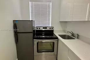 1051 NW 2nd St, Miami, FL 33128 - Photo 10