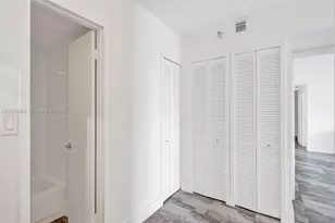20515 E Country Club Dr, Aventura, FL 33180 - Photo 26