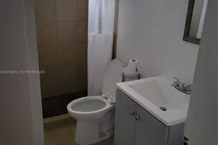 7725 Carlyle Ave, Miami Beach, FL 33141 - Photo 4
