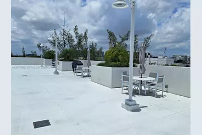 275 NE 18th St #1704, Miami, FL 33132 - Photo 20