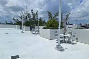 275 NE 18th St, Miami, FL 33132 - Photo 20