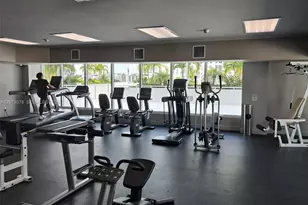 275 NE 18th St, Miami, FL 33132 - Photo 22