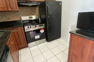 488 NW 165th St Rd, Miami, FL 33169 - Photo 16