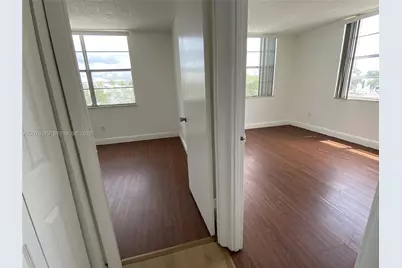 488 NW 165th St Rd #B-415, Miami, FL 33169 - Photo 30
