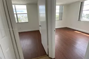 488 NW 165th St Rd, Miami, FL 33169 - Photo 30