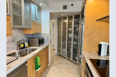 1000 Island Blvd #1510, Aventura, FL 33160 - Photo 10