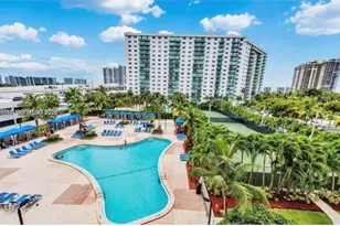 19370 Collins Ave, Sunny Isles Beach, FL 33160 - Photo 2