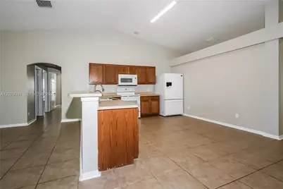 1219 SW Eleuthera Ave, Port Saint Lucie, FL 34953 - Photo 4