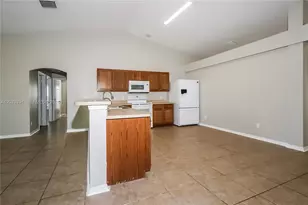 1219 SW Eleuthera Ave, Port Saint Lucie, FL 34953 - Photo 4