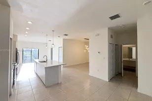 8015 NW 104th Ave, Doral, FL 33178 - Photo 2