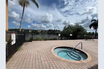 744 SW 106th Ave #2001, Pembroke Pines, FL 33025 - Photo 22