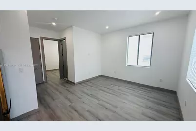 768 NW 2nd St #7, Miami, FL 33128 - Photo 10
