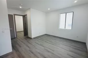 768 NW 2nd St, Miami, FL 33128 - Photo 10
