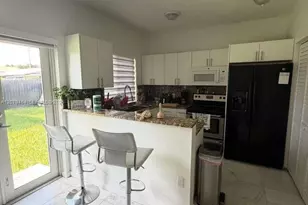 8880 SW 25th St, Miami, FL 33165 - Photo 4