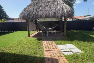 8880 SW 25th St, Miami, FL 33165 - Photo 14