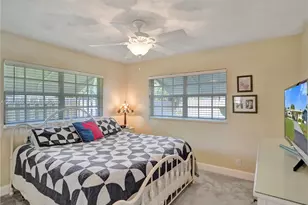 4681 NE 2nd Ave, Oakland Park, FL 33334 - Photo 14
