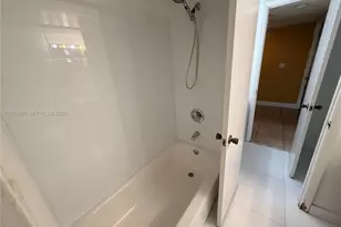 1071 Adams Ave, Homestead, FL 33034 - Photo 12