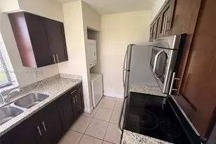 1071 Adams Ave, Homestead, FL 33034 - Photo 2