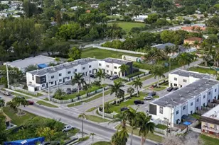 171 NW 158th St, Miami, FL 33169 - Photo 12