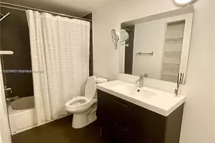 13090 Vista Isles Dr, Sunrise, FL 33325 - Photo 12
