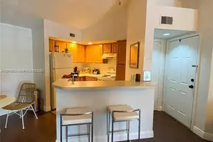 13090 Vista Isles Dr, Sunrise, FL 33325 - Photo 8