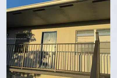 301 SW 135th Ave #402C, Pembroke Pines, FL 33027 - Photo 2